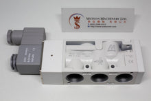 Load image into Gallery viewer, Mindman MVSC-460-4E1 AC220V Solenoid Valve 5/2 1/2" BSP (Made in Taiwan)