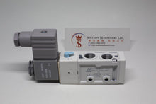 Load image into Gallery viewer, Mindman MVSC-220-4E1 AC220V Solenoid Valve 5/2 1/4" BSP (Made in Taiwan) - Watson Machinery Limited