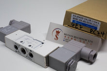Load image into Gallery viewer, Mindman MVSC-220-4E2 DC24V Solenoid Valve 5/2 1/4" BSP (Made in Taiwan) - Watson Machinery Limited