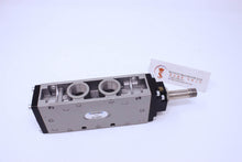 Load image into Gallery viewer, Univer AC-9500 (U2) Solenoid Valve