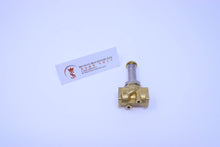 Load image into Gallery viewer, Univer YF210082D (U2) 1/4" Fluid Valve