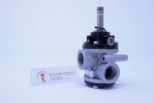 Load image into Gallery viewer, Univer AF-2540 (U2) 3/4" Poppet Valve