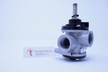 Load image into Gallery viewer, Univer AG-3051 (U2) Poppet Valve for Vacuum - Watson Machinery Limited