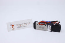 Load image into Gallery viewer, Parker Taiyo SR542-RN18RK DC24V Solenoid Valve